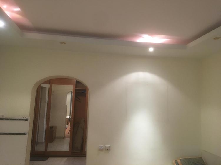 2CAM. TIMPURI NOI-SINCAI-TINERETULUI 4/8 CENTRALA PROPRIE BL.1986 RENOVAT LIBER