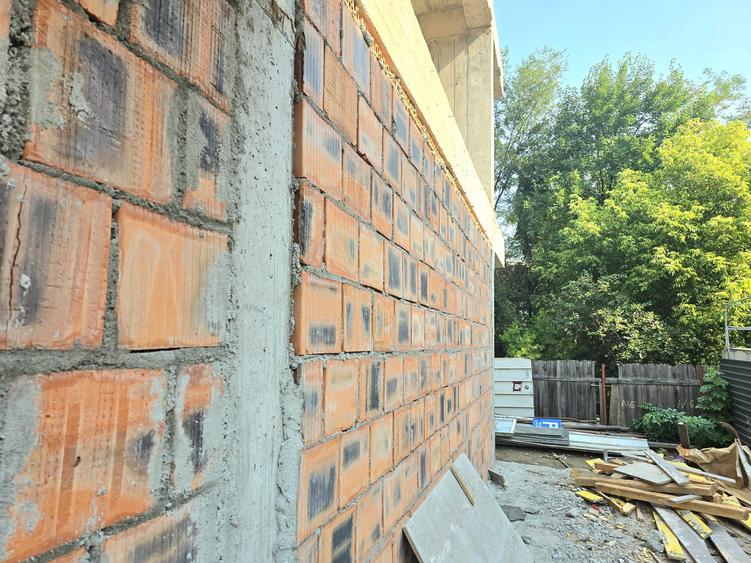 DIRECT DEZVOLTATOR NEOFORT 49 10 MIN METROU PIATA GORJULUI I AP 2 CAMERE
