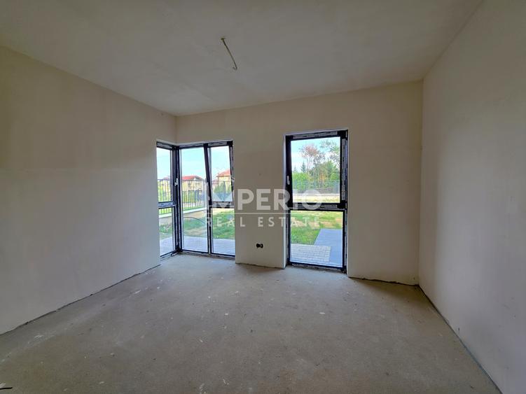 Duplex de vanzare - 152,91 mp utili, teren 445 mp