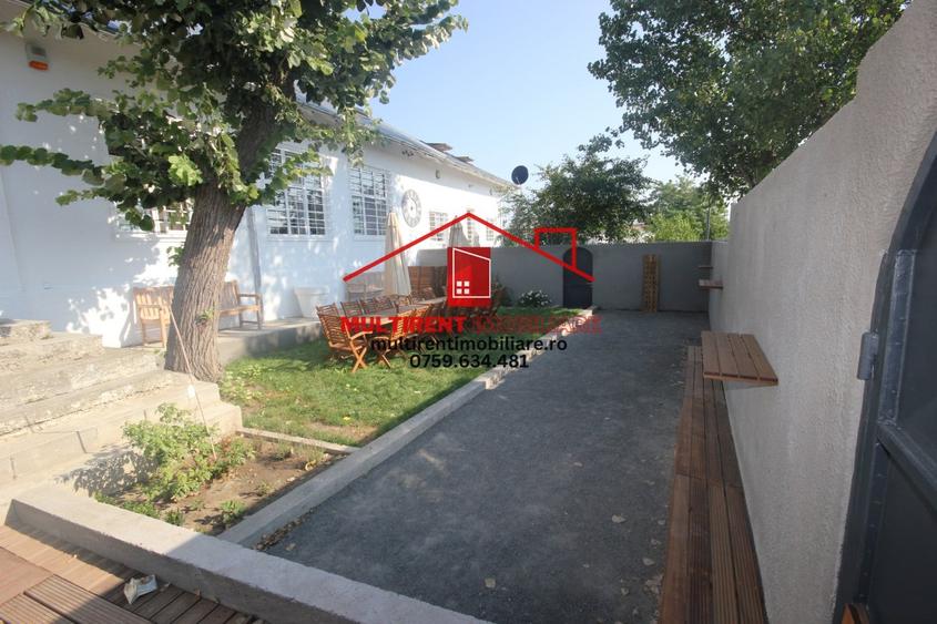 Casă de vacanță ideală pentru pensiune, regim hotelier  zona Parches!