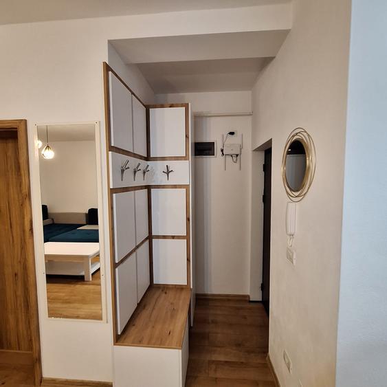 Apartament 2 camere cu curte, decomandat, 56mp, mobilat utilat -Giroc