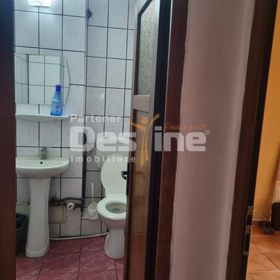 Apartament de vanzare CU 3 CAMERE LA 5 CALARASI