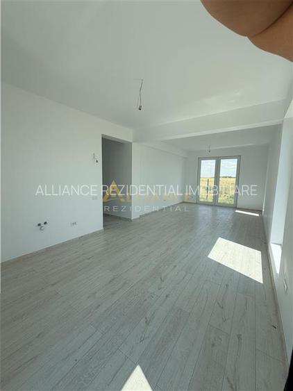 Casă individuală, 3 camere , 2 băi ! - 5