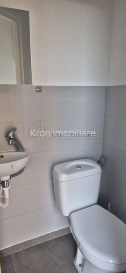 Inchiriez spatiu mic in Urban Plaza- INCHIRIAT