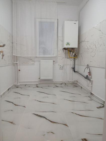 Apartament 2 camere Podu Ros, etaj 3/4, RENOVAT complet!