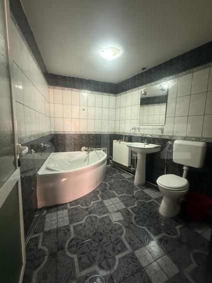 Casă de închiriat, 400 mp, zona Central