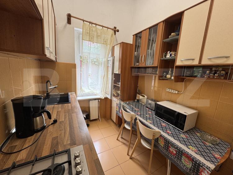 Apartament 3 camere, parter în casă istorică – ultracentral, Carol I