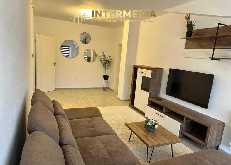 Apartament 3 Camere Bloc Nou CENTRU Baie Balcon Parcare Clima Mobilat Complet