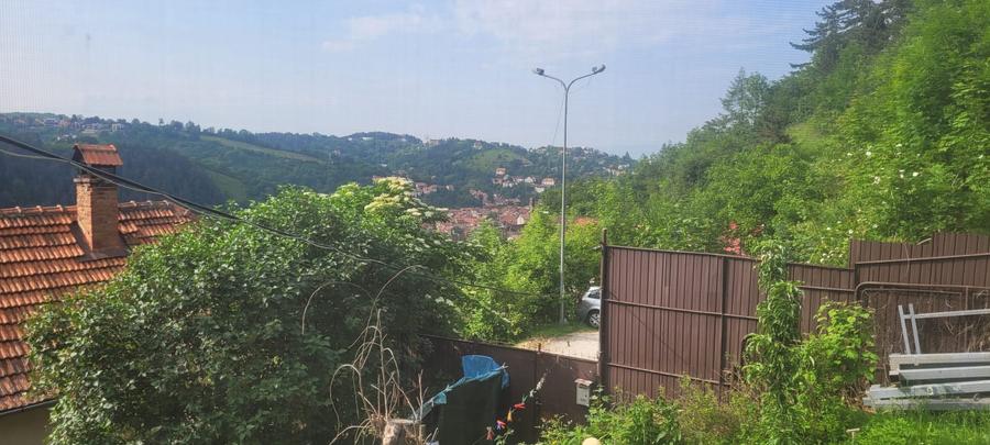 Vand casa renovabila cu teren de 345 mp in Schei