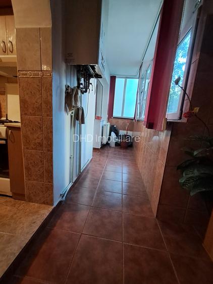 Ap. 3 cam decomandat Metalurgie, cu centrală termică - 5