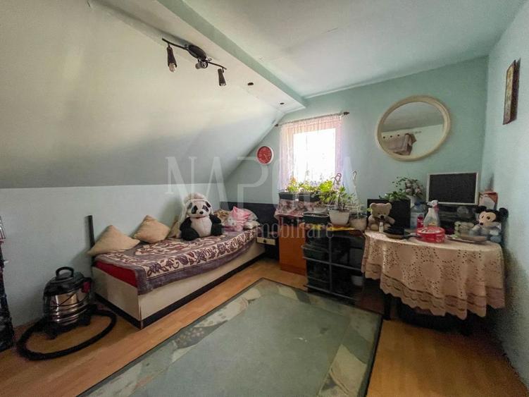 Casa 7 camere de vanzare in Floresti