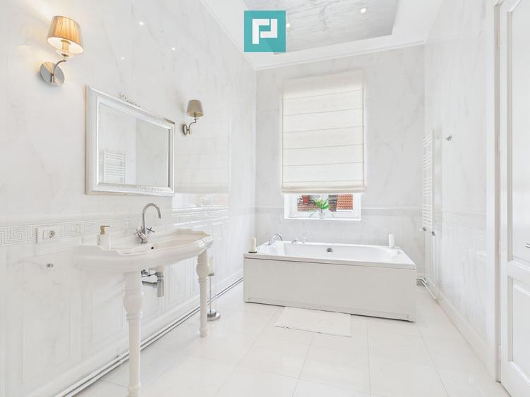 Apartament deosebit în clădire istorică central