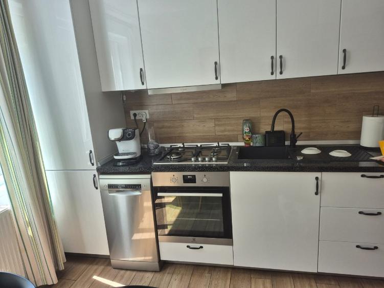 Apartament 3 camere, poziție centrală