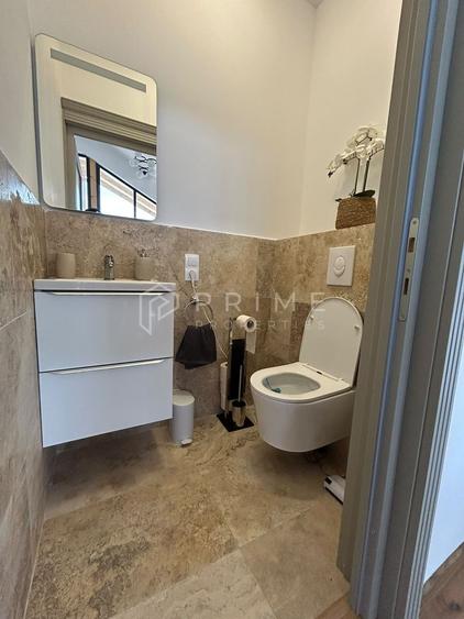 Casă modernă de închiriat – Eleganță și confort în Livezeni