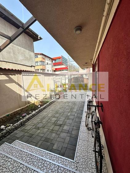 SUDULUI] Casa individuala cu 4 camere | 3 bai - Teren 160 mp -