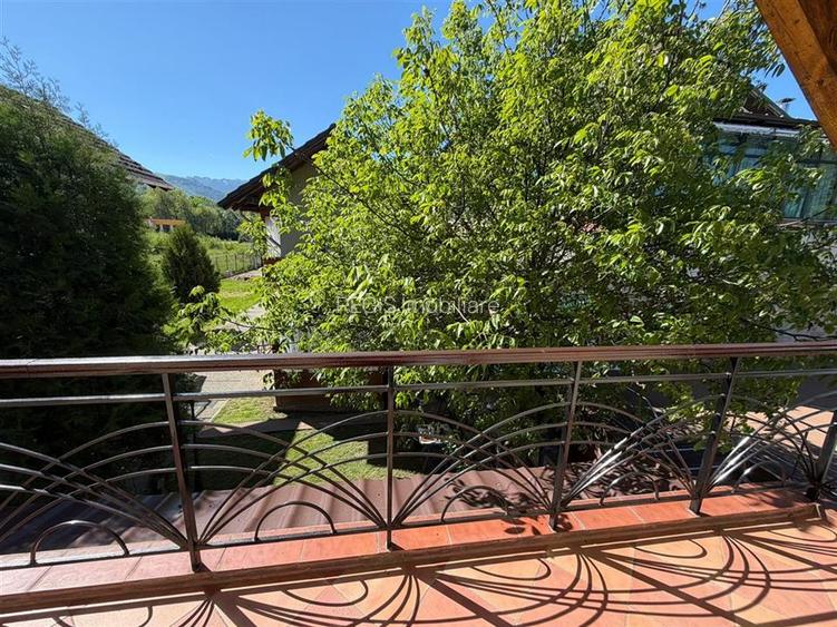 Vila Bran -4 apartamente cu potential turistic - 2