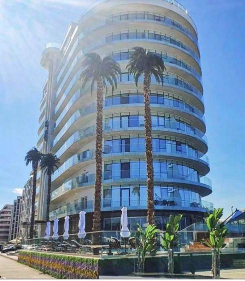 Studio cu priveliste catre ape in White Tower Mamaia
