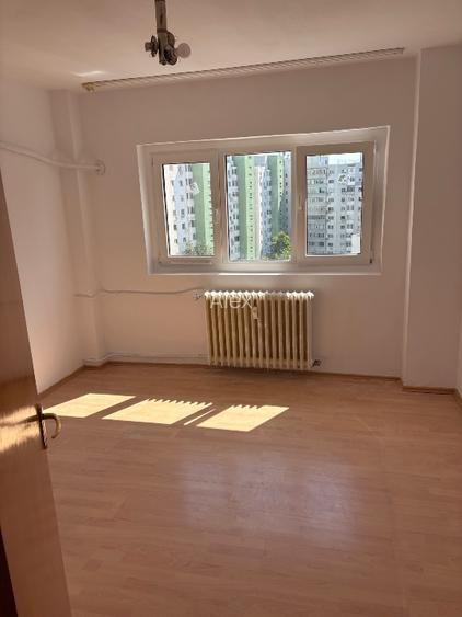 Apartament de închiriat – prima închiriere, bloc proaspăt reabilitat, luminos, v - 5