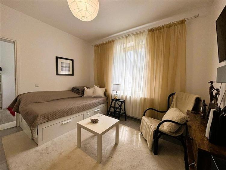 Apartament Cochet Ultracentral Curte 140MP Predeal