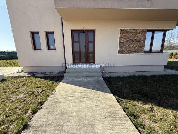 Casa individuală, 4 camere, , 470 mp teren ,Jucu - 4