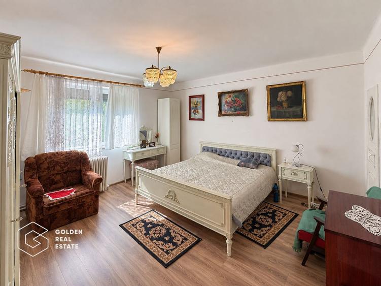 Casa din caramida, 3 camere + anexa, teren 262 mp,  zona Vlaicu