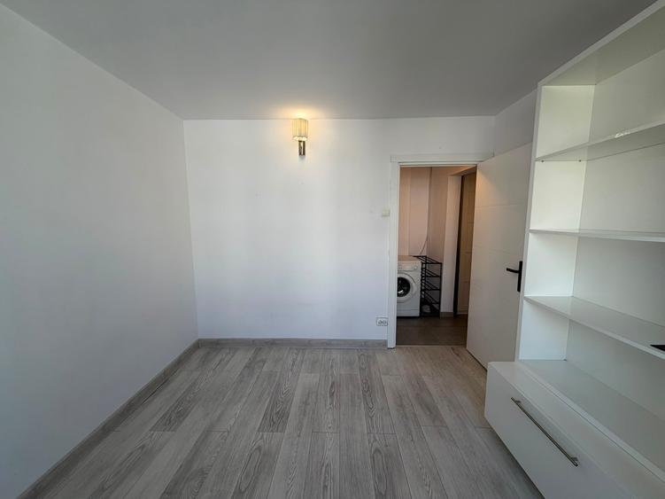 1 Decembrie 1918 3 Camere Decomandat Renovat Bloc 1977 Reabilitat 5 Min Metrou