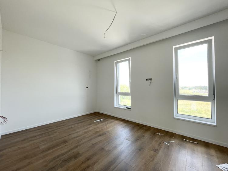 Duplex 4 camere despartit prin camera tehnica - Urseni