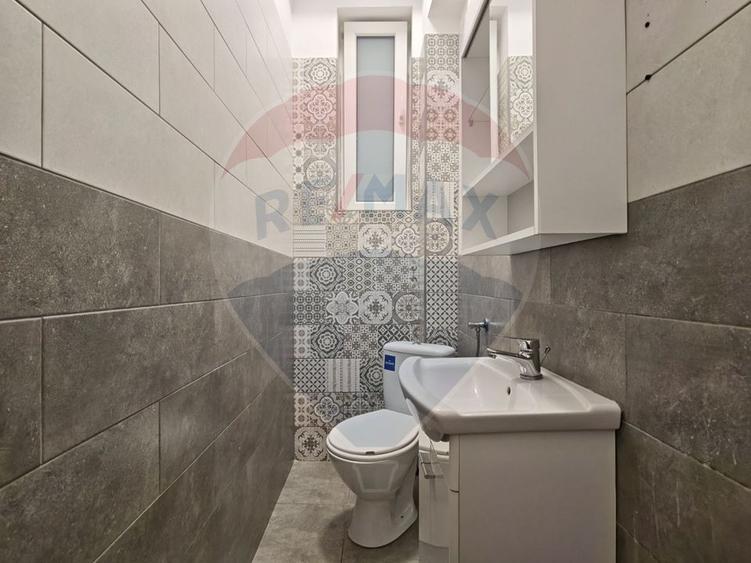 Casă / Vilă cu 6 camere de închiriat în zona Dacia