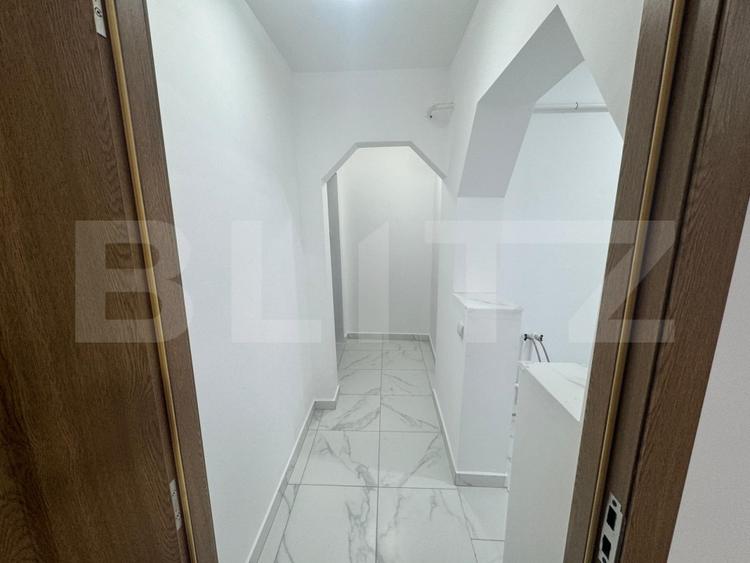 Apartament cu 2 camere de vanzare, 36.21 mp, Micro 14