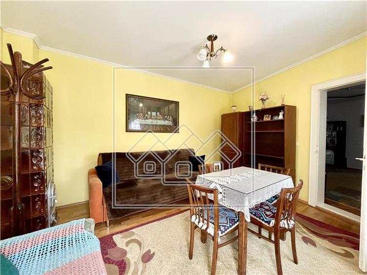 Casa individuala in Rasinari - liniste, aer curat si farmec autentic