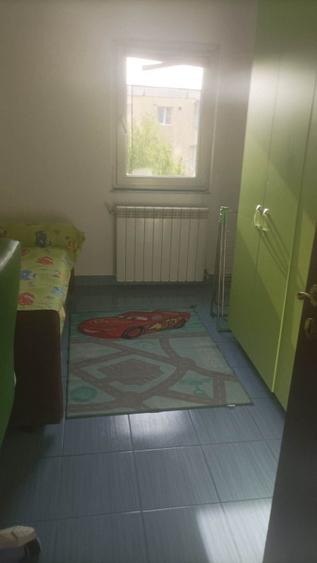 De vanzare apartament 3 camere, Fagaras