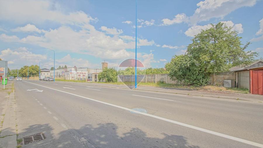 Teren intravilan în zonă mixtă pe Calea Feldioarei Bartolomeu