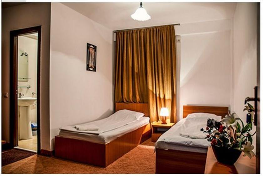 Hotel 2 stele   în zona P-ta Victoriei