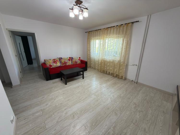 Apartament 3 camere, 2 bai, 76 mp, zona Marasesti