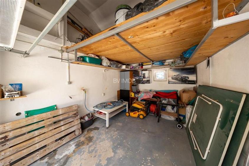Vanzare casa imbratisata de natura in zona Bunloc, teren 445 mp - 34