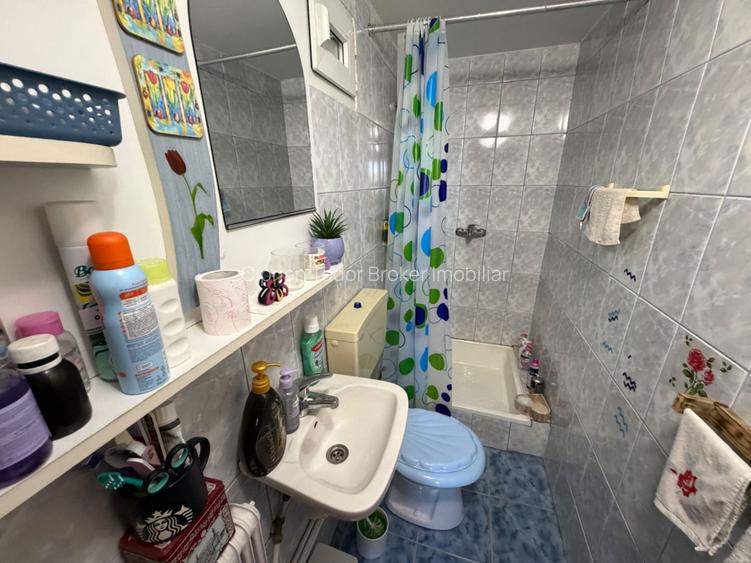 Apartament 4 camere cu scara interioara,  zona Cetate - 10