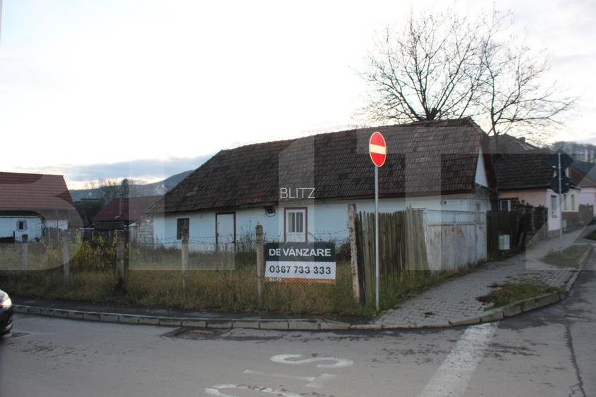 Teren intravilan, de vanzare, 680 mp cu casă demolabilă, zona Simeria - 2