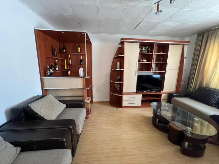 Apartament 2 camere, gaze la usa, garaj, Eforie Sud, la 300 m de plaja,71900 eur