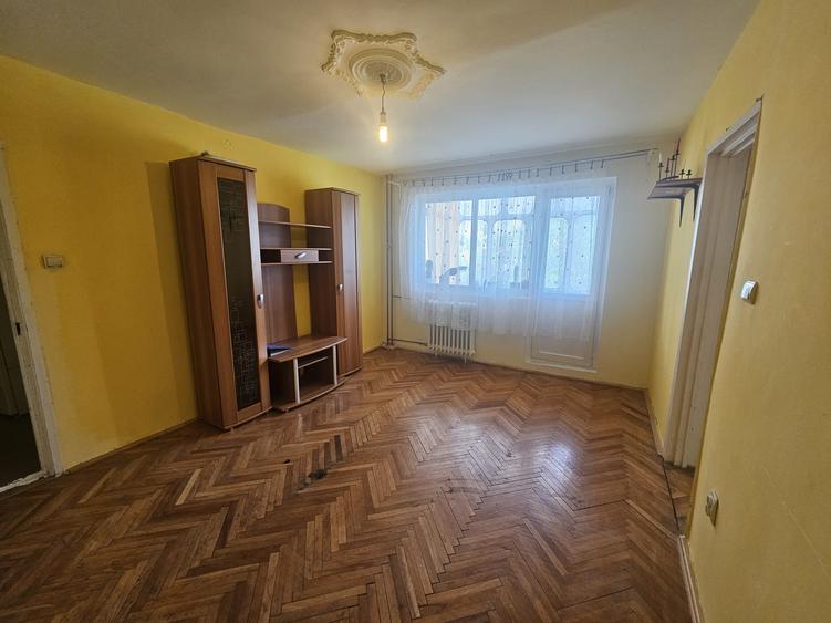 COMISION 0%! Apartament 4 camere Etaj 1 - Soarelui !!