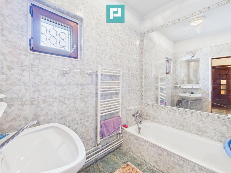 Spatiu comercial central Arad