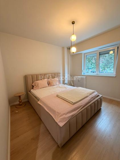 2 camere-Decomandat-Renovat Recent- Calea 13 Septembrie - 3
