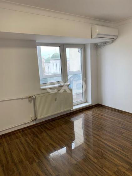 Apartament cu 2 camere de vanzare in zona Piata Unirii