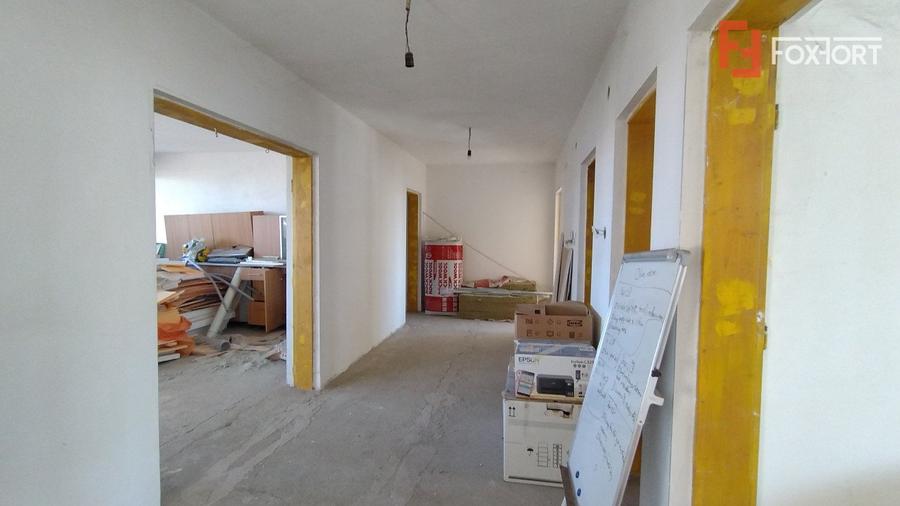 COMISION 0% Casa individuala 8 camere, Sacalaz - Pivnita, teren 1198 mp, asfalt