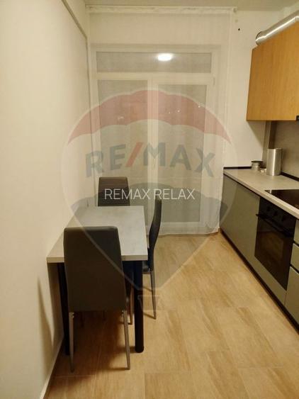 Apartament 2 camere 61 mp, Roman - Zona Bălcescu. 0% comision - 2