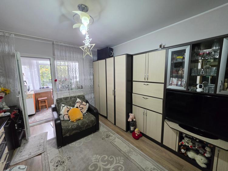 Garsoniera renovata in Grivita