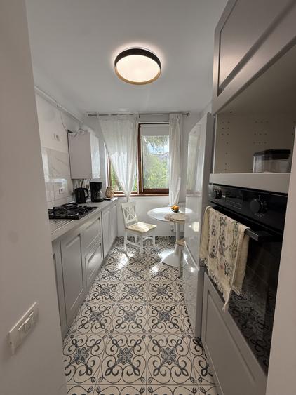 APARTAMENT 3 CAMERE DE TIGLINA 1