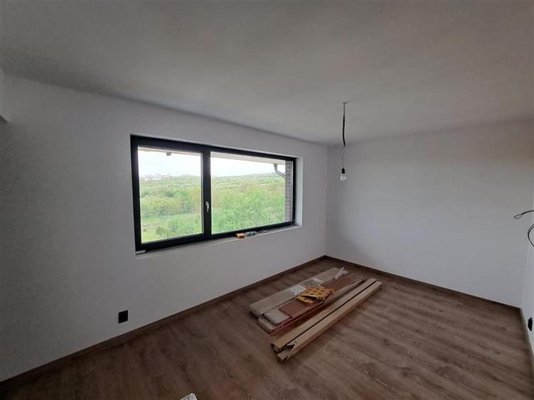 Casa Individuala S + P + Et ,situata in cartierul Borhanci !