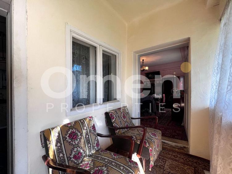 Casă bătrânească | 1500 mp teren, | Tăuții-Măgherăuș.