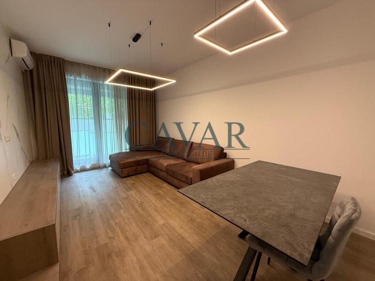 Apartament 2 Camere Curte Metrou 8 minute Poze Reale Mobilat