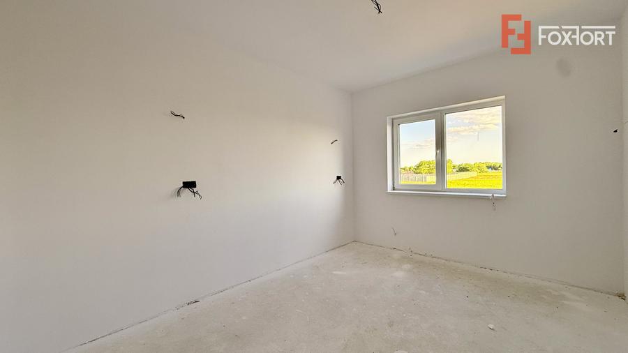 Comision 0% Duplex de vanzare, 4 camere, teren 400 mp - Mosnita Noua